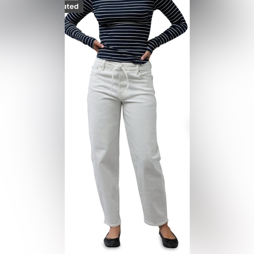 American Eagle Women’s Stretch Barrel Jeans White